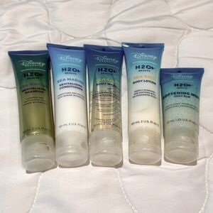 🌊 lot 5 Disney NWT H2O+ beauty Aulani spa lot resort hair body foot travel